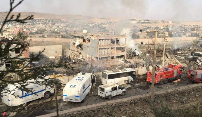 Turkey Blast: 11 Killed at Police Checkpoint